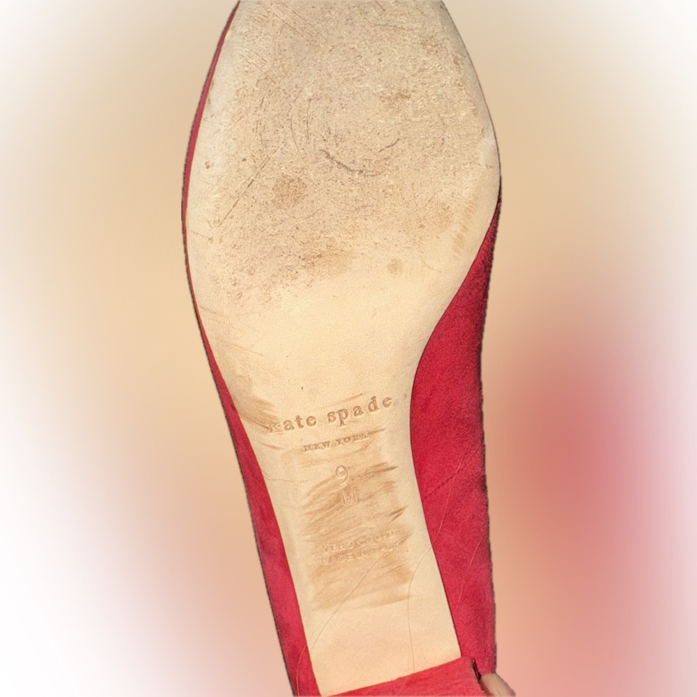 NIB Kate Spade Delores Too Red Block Heels w/ Gold Detailing - Picture 4 of 7